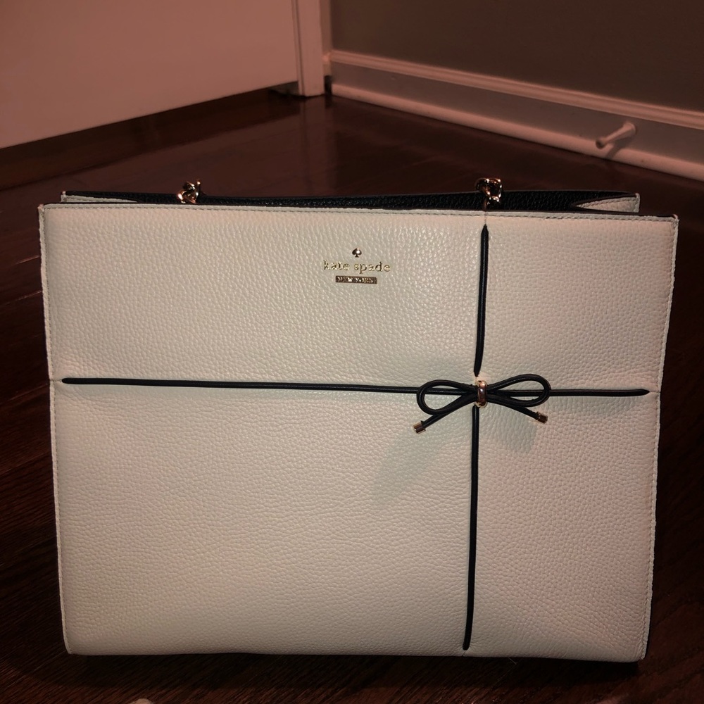 Large Kate Spade Purse